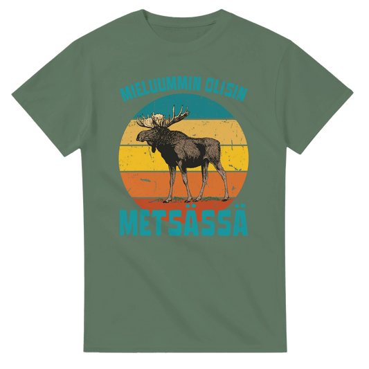 Mieluummin Olisin Metsässä Hirvi v.3 - 3XL - 5XL T - paita - Mun Paita
